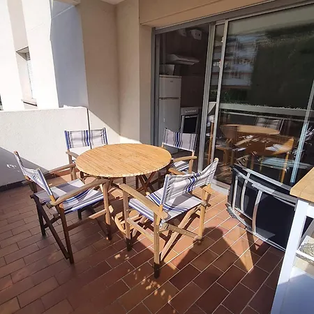 Coin-nuit Avec Parking Au Centre De Sainte-maxime, Golfe De St-tropez - Fr-1-780-41